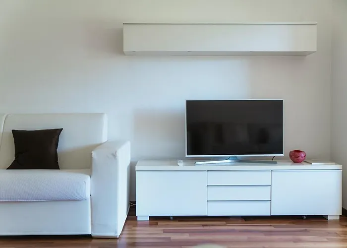 Cadro Garden By Quokka 360 - Flat With Garden View アパート